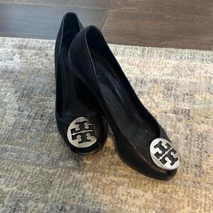 Tory Burch Black Flats with Silver Logo